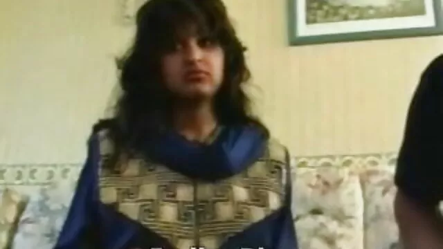 বড় বাংলা দেশি xxx ভিডিও সুন্দরী মহিলা