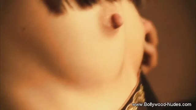 টাইট গুদের মাহি এক্সক্স মেয়ের