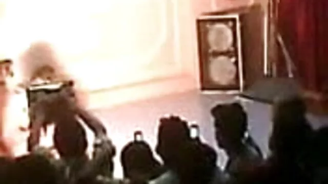 ছাত্র বাংলা ৩ এক্সক্স তাকে পটান শিক্ষক তটস্থ.