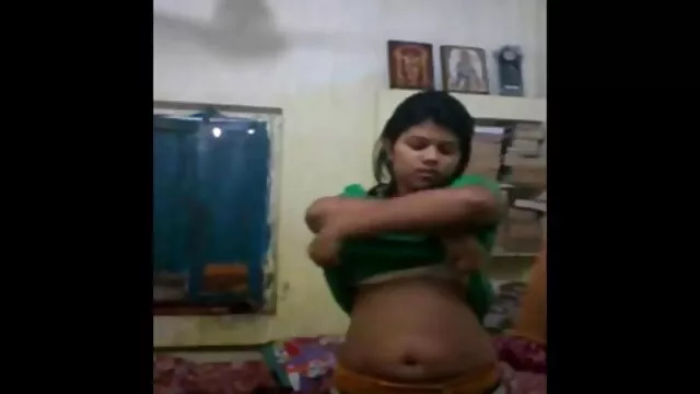 বহু পুরুষের x video বাংলা এক নারির, এক মহিলা বহু পুরুষ,