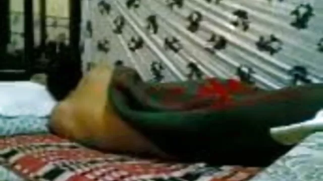 একটি sexx বাংলা ভাঙা হাত দিয়ে দুই ছিল সেক্স মানুষ, তাকে শান্ত করার জন্য