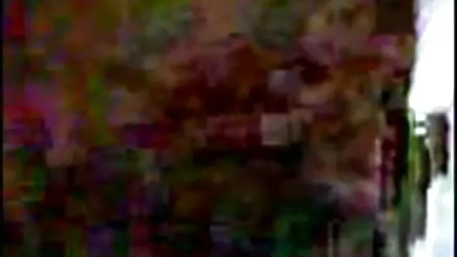 স্বর্ণকেশী, বাংলা xxx video সুন্দরী বালিকা