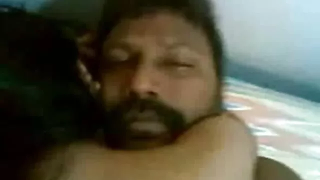 লাল, স্বামী বালা xxxxx ও স্ত্রী,