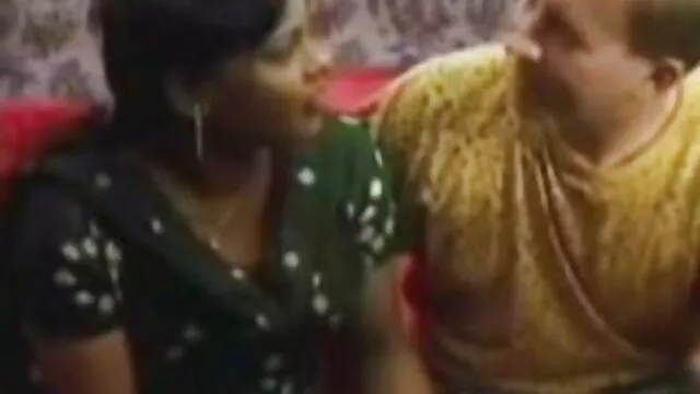 পুরুষ মানুষ তার জন্মদিনের জন্য একটি বাংলা নতুন xxx video উপহার হিসাবে যৌনসঙ্গম চেয়েছিলেন