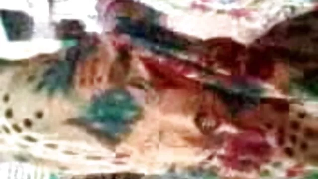 পানভোজনবিলাসী ব্রেকফাস্ট স্বাদ উপর মেয়েরা xxxবাংলা মনোযোগ দুটি